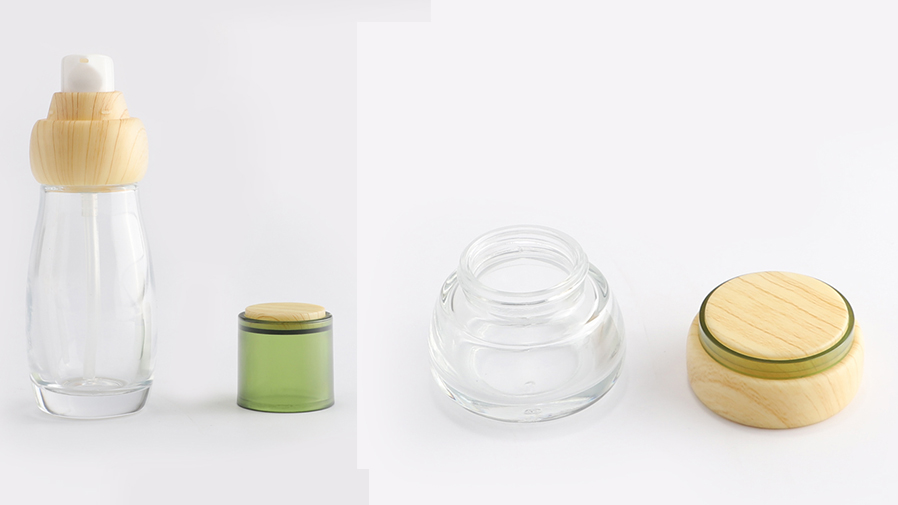 cosmetic glass bottle set with bamboo lid 