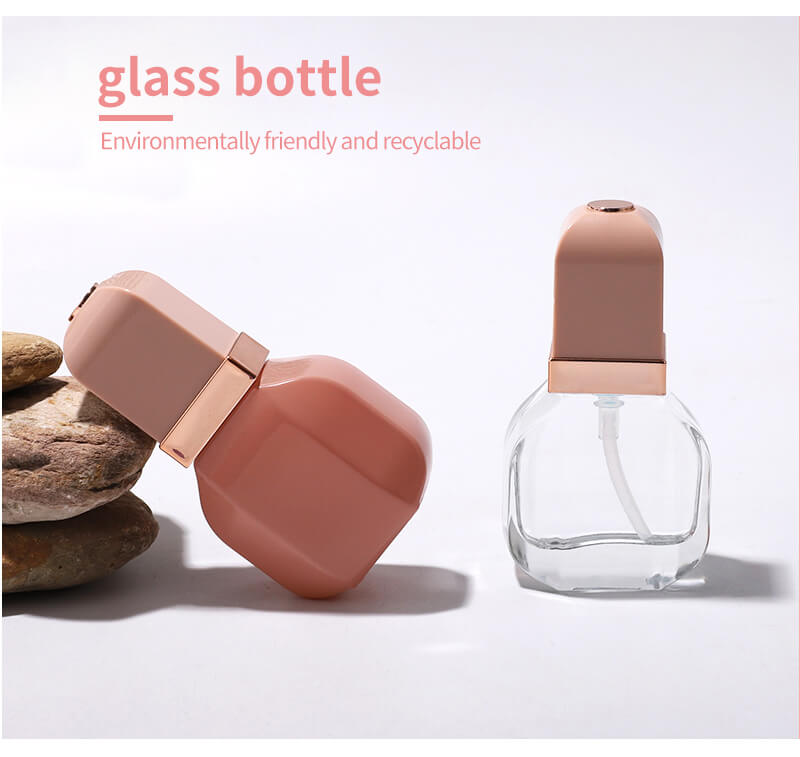 Botella de vidrio para envases cosméticos.
