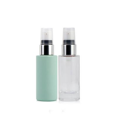 botella cosmética con cuentagotas de vidrio alto y delgado de color esmerilado