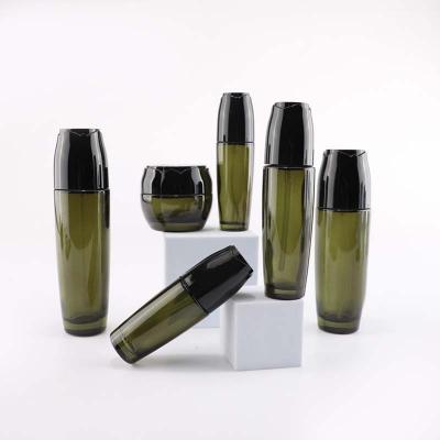 juego de botellas de vidrio cosmético para empaques para el cuidado de la piel

