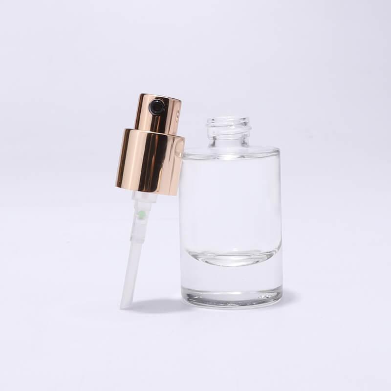 Skincare empty glass spray pump bottle