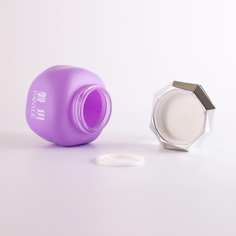 round glass jar for skin care packaging